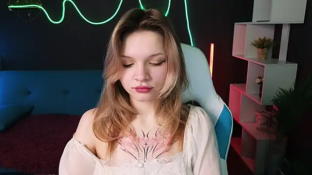 LitaBrom online show from February 5, 4:16 am