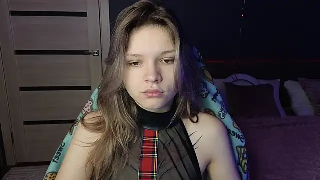 LitaBrom online show from March 4, 1:01 am