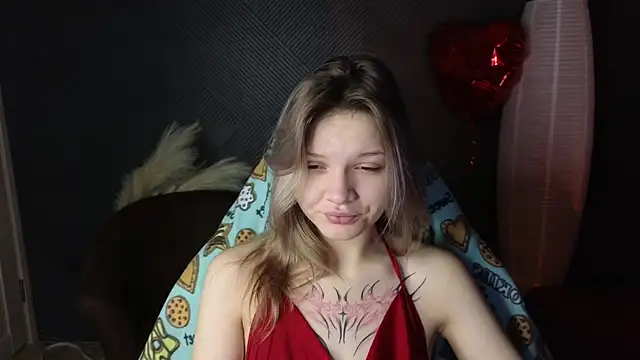 LitaBrom online show from March 6, 1:05 am