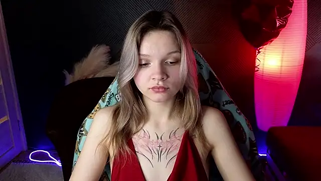 LitaBrom online show from March 9, 1:04 am