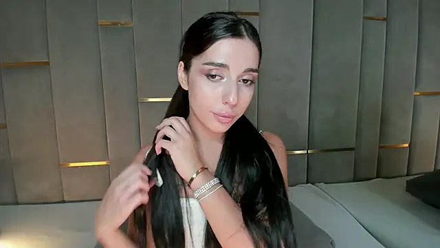 Snapshot of eva_lim chatting on March 15, 10:35 am eva lim online show from March 15, 10:35 am