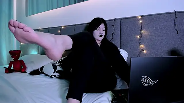  Goddess Misha  online show from December 7, 9:22 pm