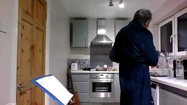 jimmybenido online show from January 18, 5:15 pm