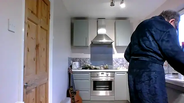 jimmybenido online show from February 17, 5:21 pm