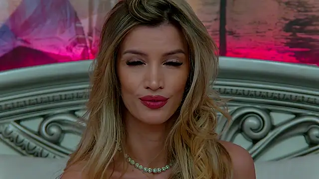 IvySamek online show from March 3, 12:26 am