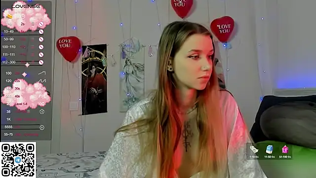 Snapshot of JorRoger chatting on February 18, 12:26 am JorRoger online show from February 18, 12:26 am