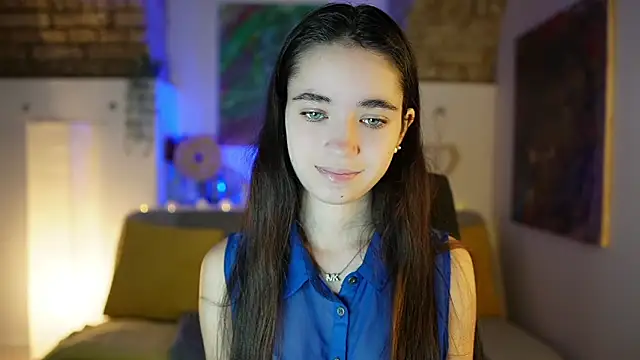 Gia Paige18 online show from December 19, 8:13 am