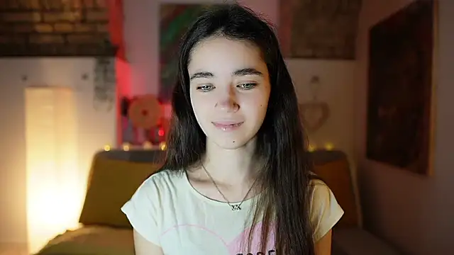 Gia Paige18 online show from December 21, 9:12 am