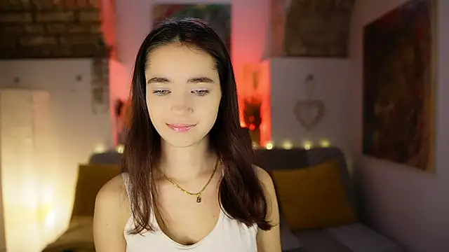 Gia Paige18 online show from January 24, 9:17 am