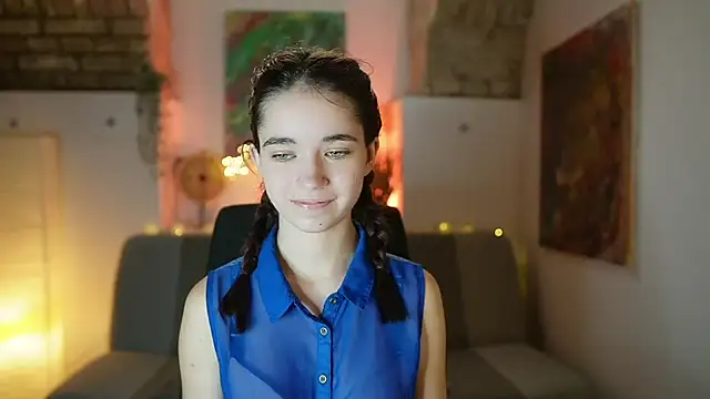 Gia Paige18 online show from March 5, 11:17 am