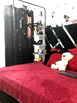 1lovelygirls online show from November 25, 12:05 pm