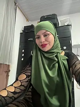 lalilamassu1 online show from March 5, 2:56 pm