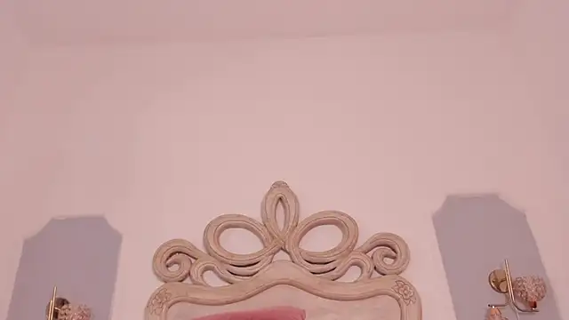 Sara  Williams online show from October 10, 4:00 am