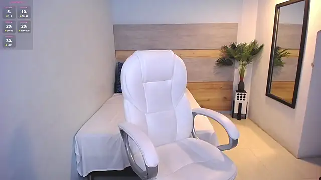 Snapshot of Violetta_rainbow chatting on January 22, 8:29 am Violetta rainbow online show from January 22, 8:29 am