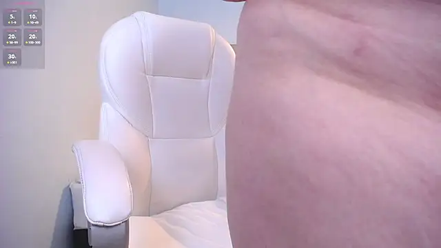 Snapshot of Violetta_rainbow chatting on February 26, 10:36 am Violetta rainbow online show from February 26, 10:36 am