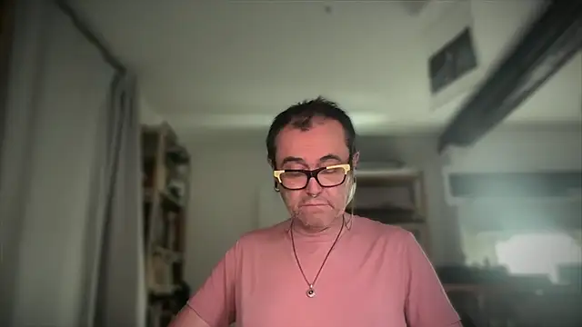 Snapshot of maanaam chatting on September 13, 2:33 am maanaam online show from September 13, 2:33 am