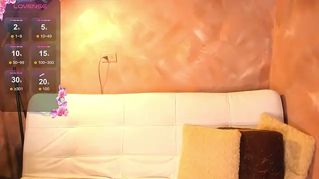 Atenea Makri online show from December 18, 2:17 pm