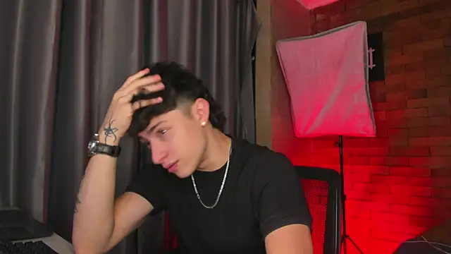 Ares Dickson online show from January 31, 4:14 am