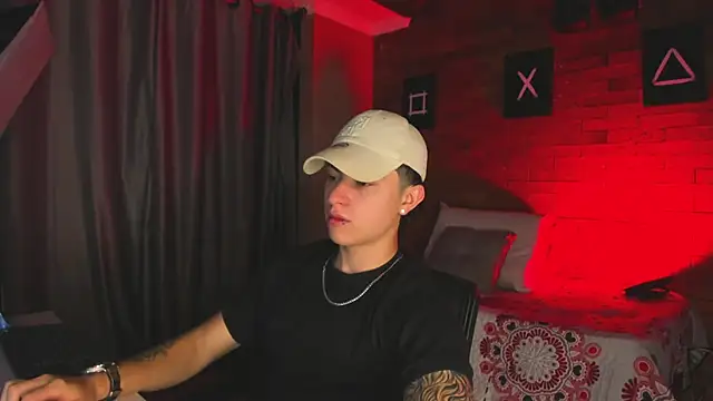 Ares Dickson online show from February 26, 8:04 am