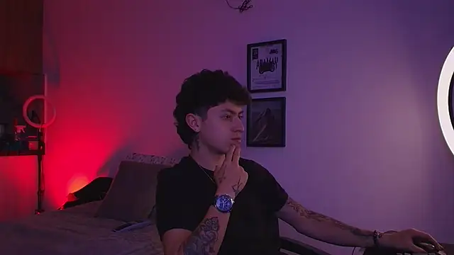 Ares Dickson online show from September 9, 6:46 am