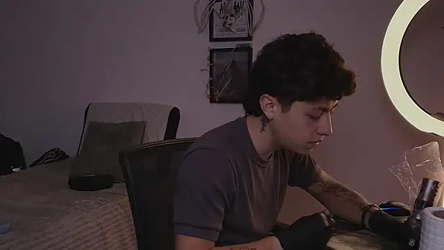 Ares Dickson online show from September 16, 7:37 pm