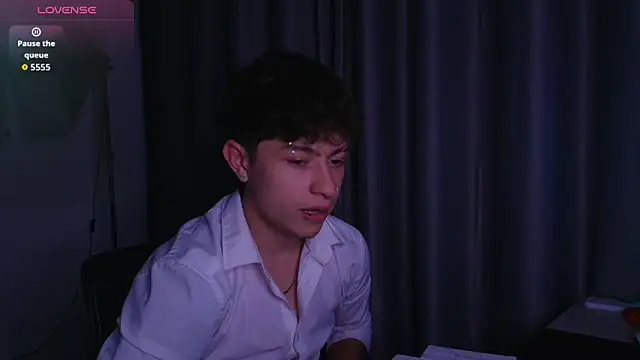 Ares Dickson online show from December 1, 5:12 am