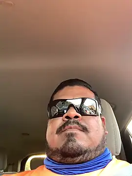 Snapshot of ThickD619 chatting on September 30, 1:10 am ThickD619 online show from September 30, 1:10 am