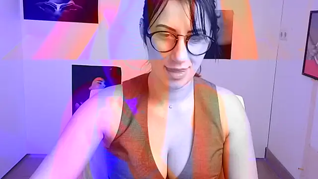 Loren Moa online show from January 18, 2:12 pm