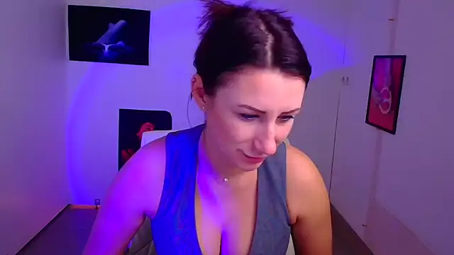 Loren Moa online show from January 21, 7:15 am