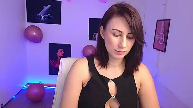 Loren Moa online show from March 10, 3:52 pm