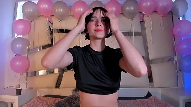 chrystal js online show from October 23, 1:21 pm