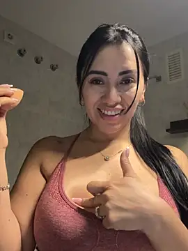 tamara jay online show from February 10, 8:42 pm