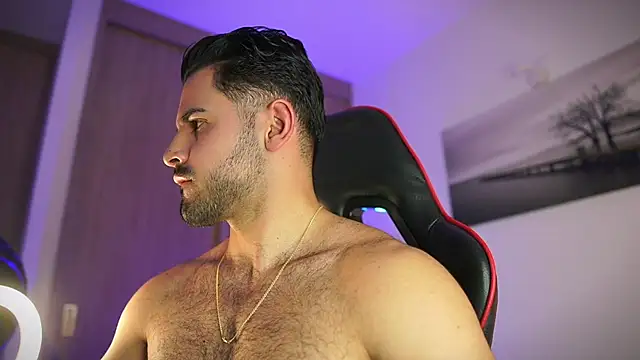 Rick  Smith153 online show from December 3, 4:36 am