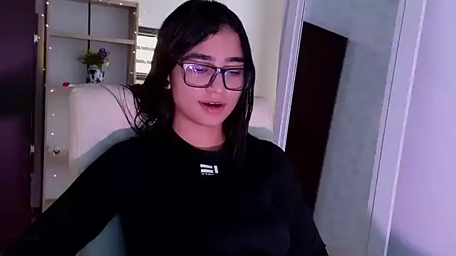 thalia 066 online show from December 10, 4:38 pm