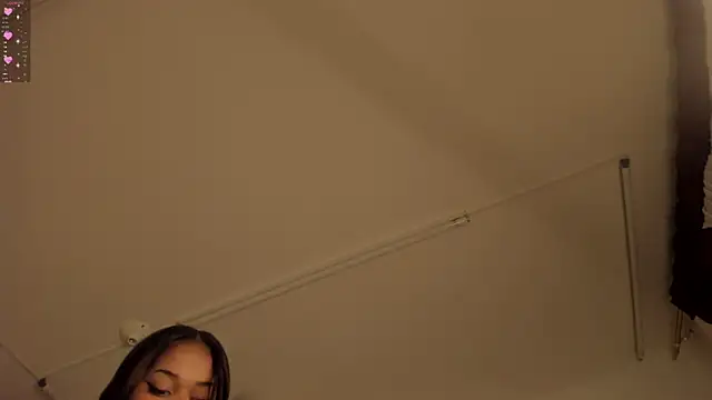 Samanntha Rose online show from February 28, 1:26 am