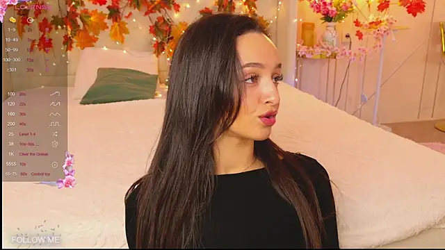 Lolly Neal online show from November 15, 4:54 am