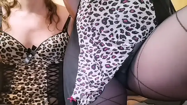 LadyAndTransy online show from October 21, 10:10 pm