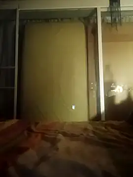 Snapshot of JohnDoe7586 chatting on January 28, 9:19 pm JohnDoe7586 online show from January 28, 9:19 pm