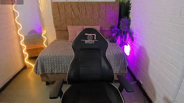 Chiara tay online show from September 13, 7:13 pm