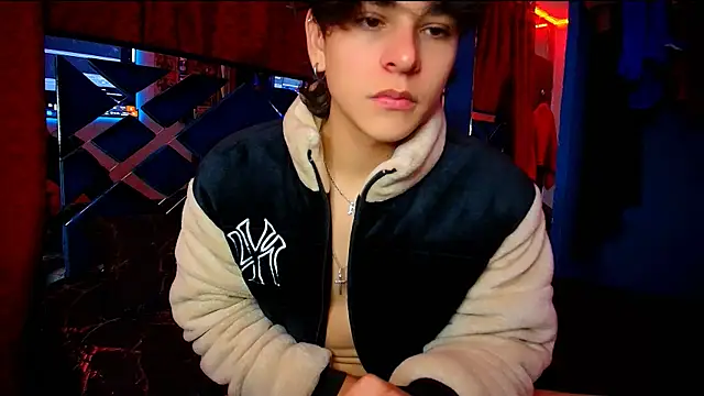 Luke Howland online show from September 13, 12:32 am