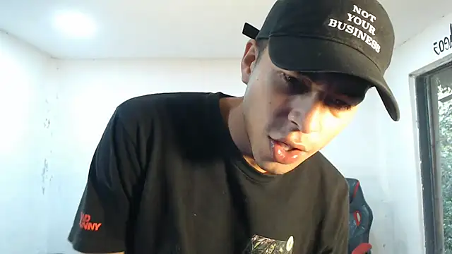 danielitopapuu online show from October 23, 12:37 pm