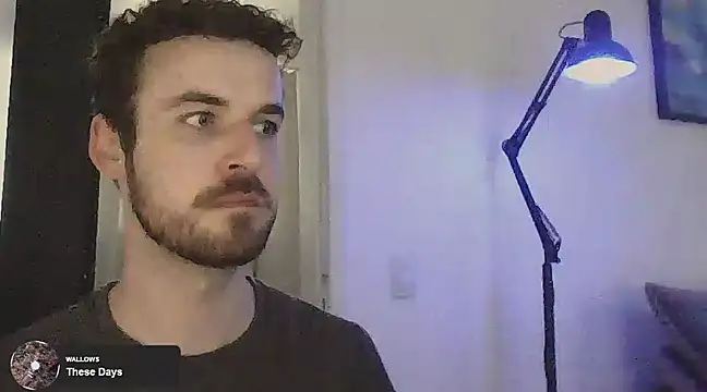 Snapshot of sexxxsutra chatting on January 21, 7:17 pm sexxxsutra online show from January 21, 7:17 pm