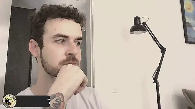 Snapshot of sexxxsutra chatting on January 25, 3:30 pm sexxxsutra online show from January 25, 3:30 pm