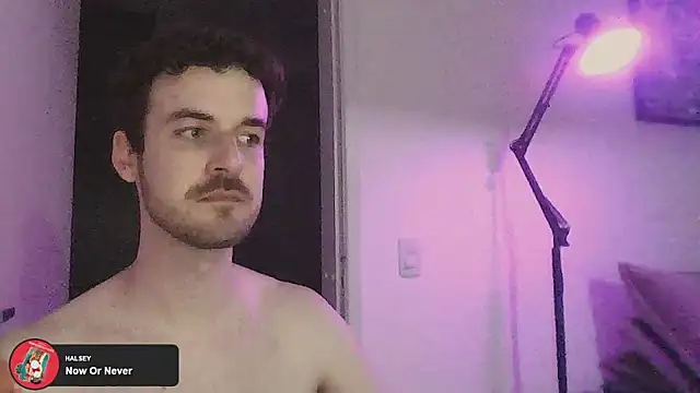 Snapshot of sexxxsutra chatting on February 4, 1:56 am sexxxsutra online show from February 4, 1:56 am