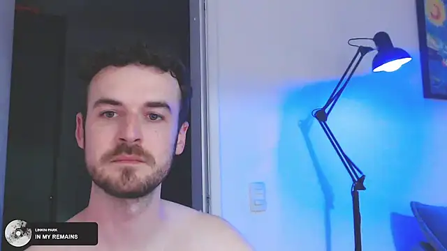 Snapshot of sexxxsutra chatting on March 15, 9:38 pm sexxxsutra online show from March 15, 9:38 pm