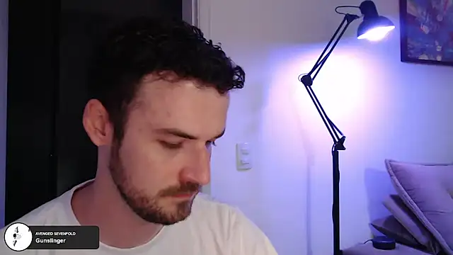 Snapshot of sexxxsutra chatting on March 18, 10:15 pm sexxxsutra online show from March 18, 10:15 pm