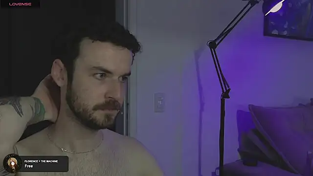 Snapshot of sexxxsutra chatting on November 1, 11:07 pm sexxxsutra online show from November 1, 11:07 pm