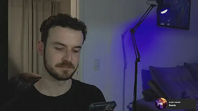 Snapshot of sexxxsutra chatting on November 24, 11:15 pm sexxxsutra online show from November 24, 11:15 pm