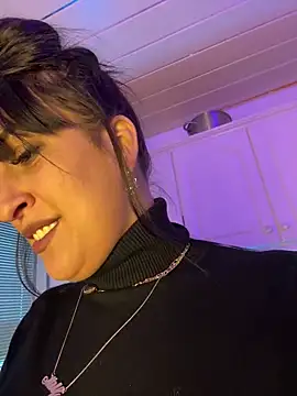 CarolaDrago online show from February 18, 8:16 am