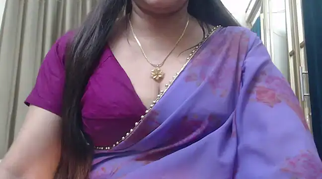 desi-maisa130 online show from December 11, 4:31 pm